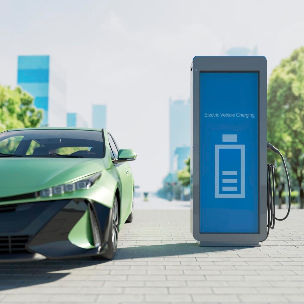 Tendances auto 2025 : tableau de bord avec écran tactile et système connecté